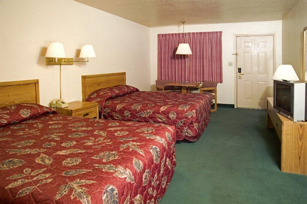 Claridge Inn - St. George Exteriér fotografie